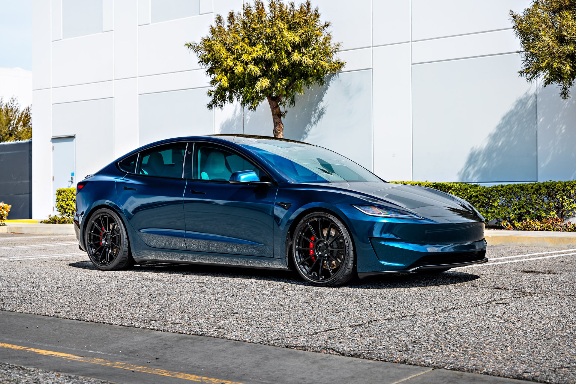KPMF Gloss Excelsior Blue Wrapped 2024 Tesla Model 3 – UP-03 Forged Wheels in Gloss Black