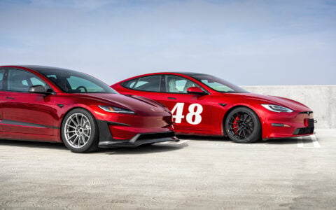 Red Mica Tesla Model S Plaid _ Ultra Red Tesla Model 3 Performance Highland Track Builds with UP-03 Forged Race Wheels 3840px (11)_1