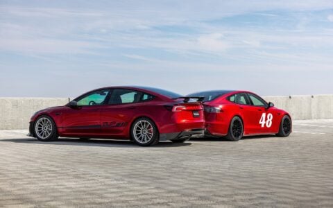Red Mica Tesla Model S Plaid _ Ultra Red Tesla Model 3 Performance Highland Track Builds with UP-03 Forged Race Wheels 3840px (1)_1