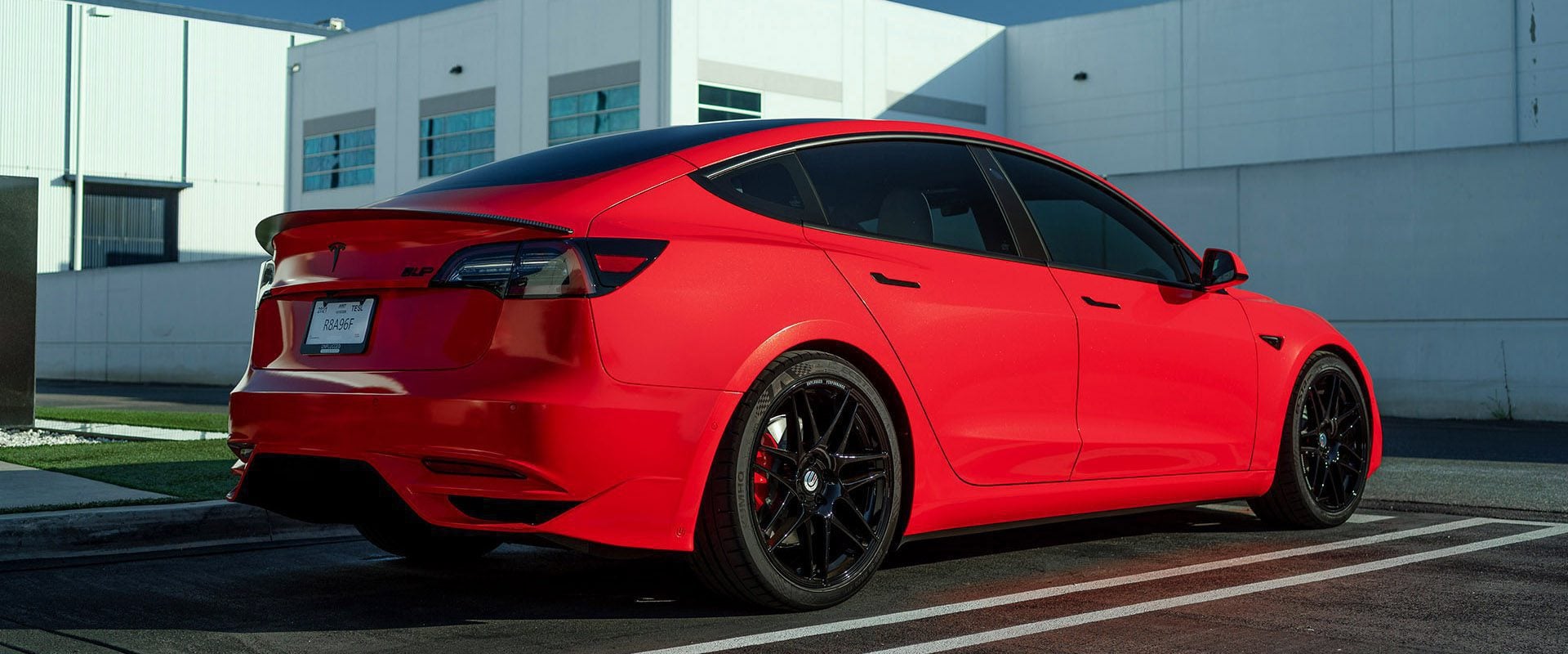 Satin Red Tesla Model 3 – UP x BBS Flugplatz Wheels
