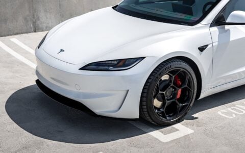 White-Tesla-Model-3-Performance-Highland-with-19inch-Gloss-Black-UP-05-Forged-Wheels-by-Unplugged-Performance16