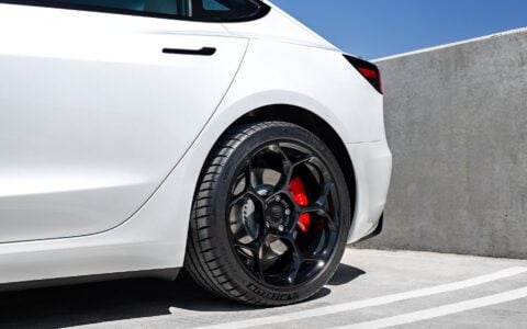 White-Tesla-Model-3-Performance-Highland-with-19inch-Gloss-Black-UP-05-Forged-Wheels-by-Unplugged-Performance3