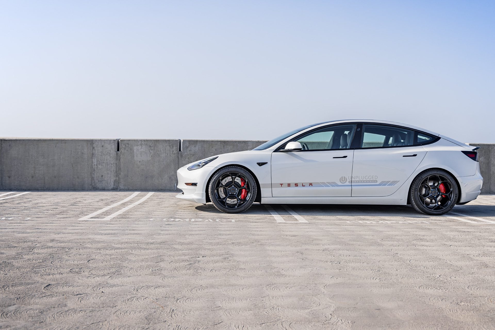 White Tesla Model 3 – UP-05 Forged Wheels in Satin Black